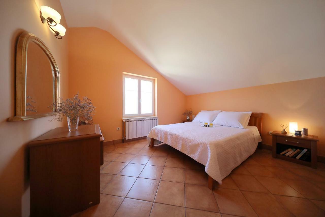 Apartments Villa Marnii Kozino Exterior photo